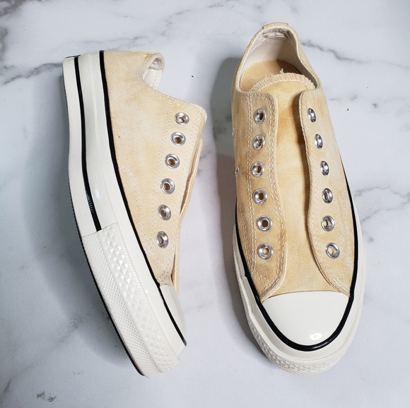 Converse Laceless Slip On Low Top Sneakers Size 8 Yellow - Picture 1 of 8